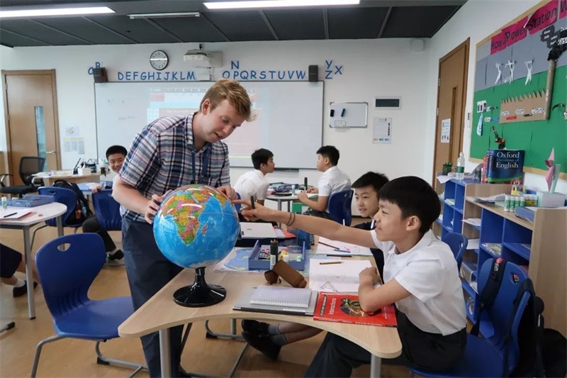 建晟家具合作项目——深圳曼彻斯通城堡国际学校案例