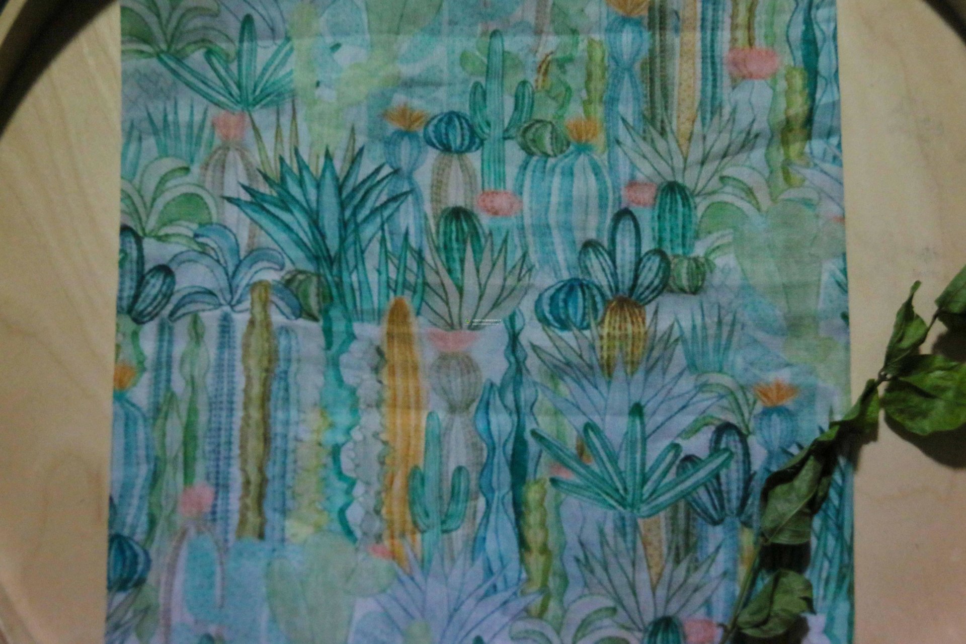 热带植物M011101－麻世纪原创植物花型苎麻棉数码印花布