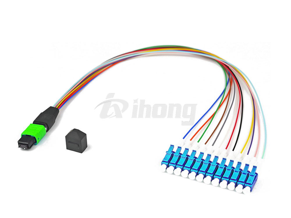 MPO/APC/公-LC/UPC-SM单模12芯转接线光纤跳线