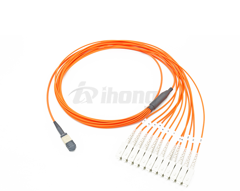 MPO/PC/母-SC/UPC-OM2多模12芯转接线光纤跳线