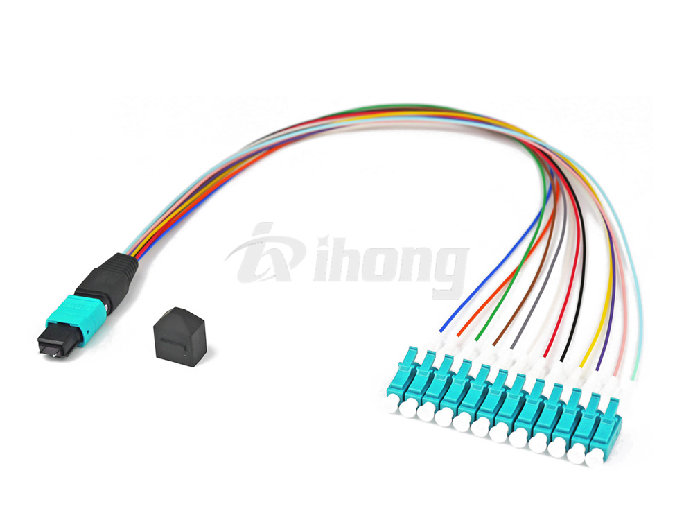 MPO/PC/公-LC/UPC-OM3多模12芯转接线光纤跳线