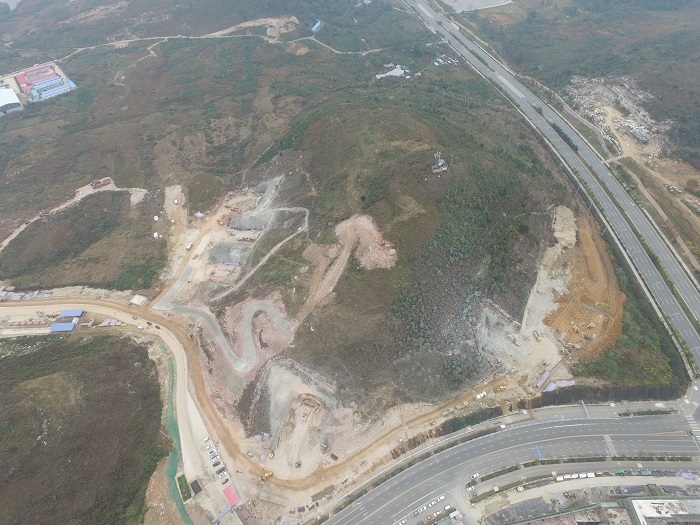 腾讯贵安七星数据隧道工程  于2017年11月4日开工，目前还在施工建设中