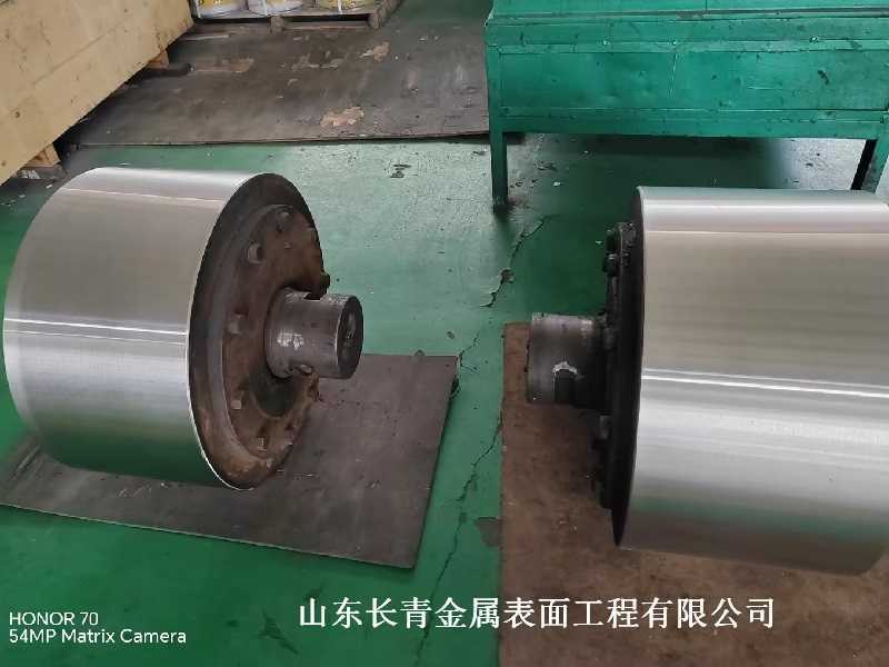 長青金屬熱噴涂公司對托輪表面熱噴涂技術修復