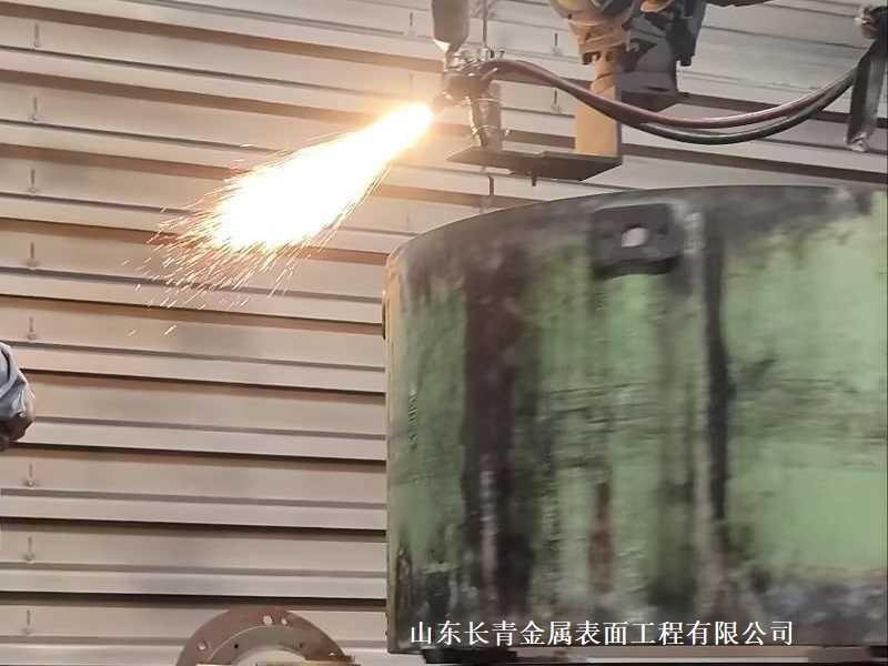 長青金屬熱噴涂公司對船舶行業(yè)冷卻水套火焰噴涂