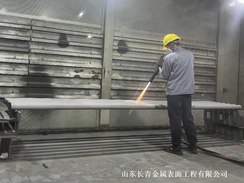 長青金屬熱噴涂公司為反應(yīng)器管束披上碳化鎢“防護(hù)甲”