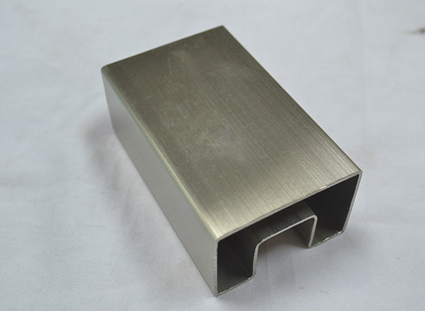 Hair Line-Rectangle Slot Pipe 60x40