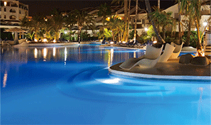 Application places and precautions for swimming pool lights