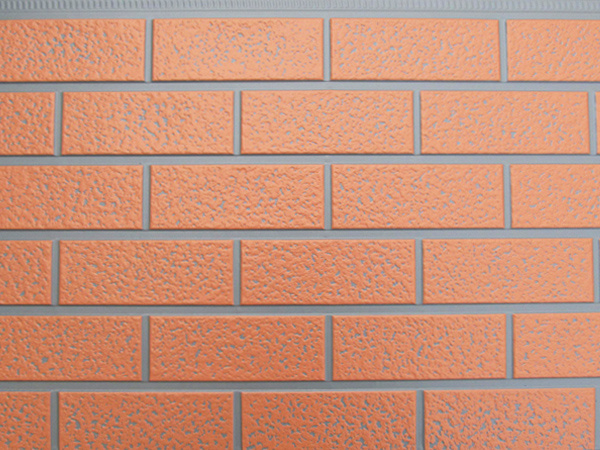 What are the characteristics of metal decorative insulation board