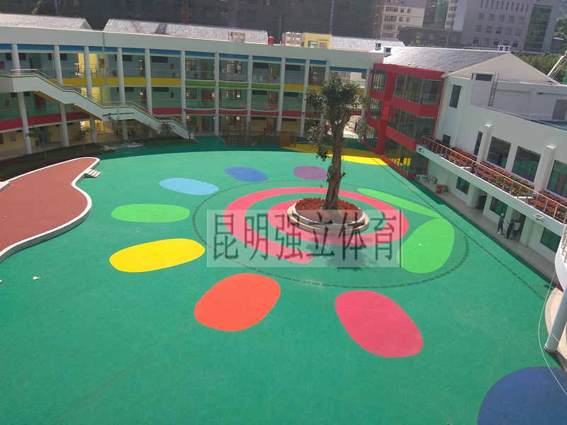 瀘水市幼兒園EPDM彈性地墊鋪設