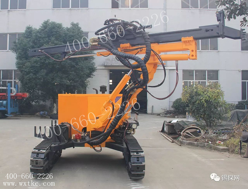 YDL-90HB型钻机（履带式高举升多臂多功能钻机）