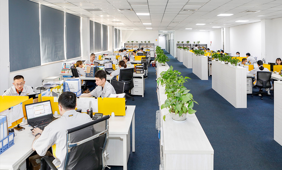Cada Empleado De Zhongjie Está En El Centro De Nuestro Trabajo.