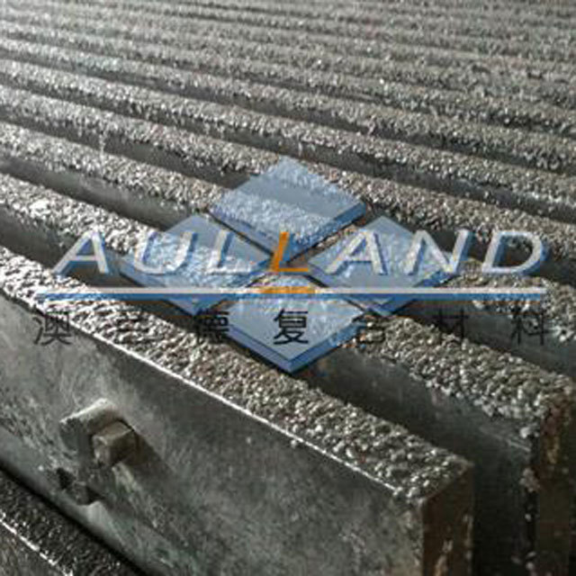 Heavy load extruded grille