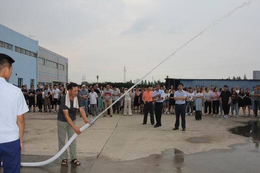 扬州优邦组织员工开展消防安全演练