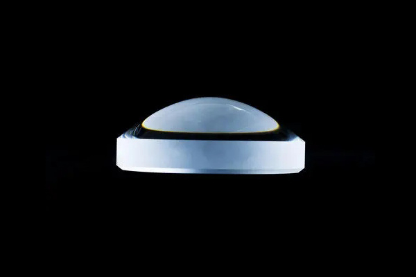 Free-form aspherical lens