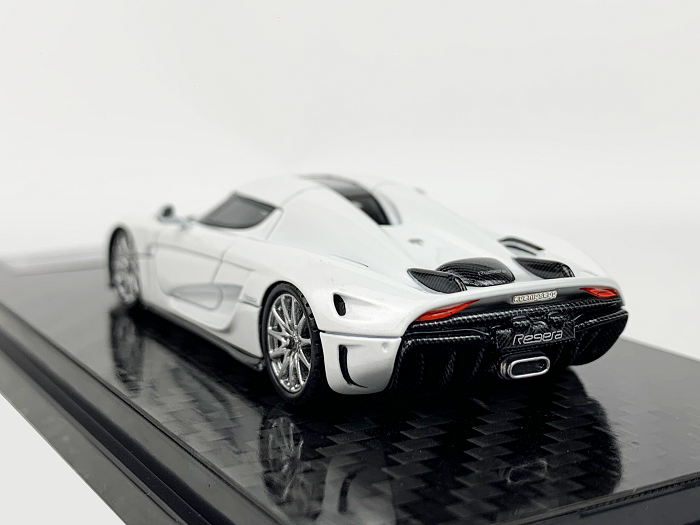 Frontiart 1/64 Koenigsegg Regera pearl white resin car model-FrontiArt