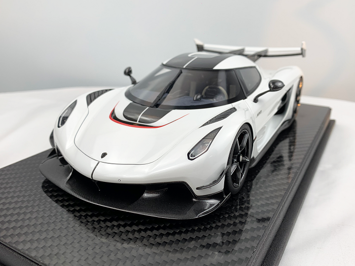 Frontiart New Release 1/18 Koenigsegg Jesko Crystal White