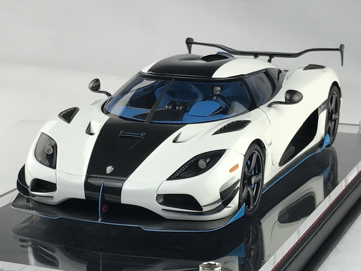 Frontiart 1/18 Koenigsegg Regera ホワイト 1/18 Frontiart Avanstyle Koenigsegg Regera (White) Resin Car