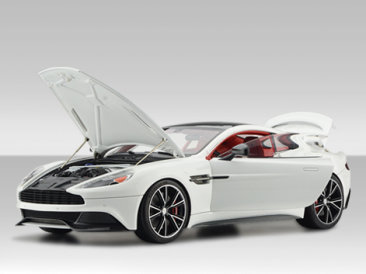 【ミニカー 美品】フロンティアート 1/18 アストンマーチン One-77 Amazon | 8台目 Fronti Art 1/18 Aston Martin One-77 ミニカー