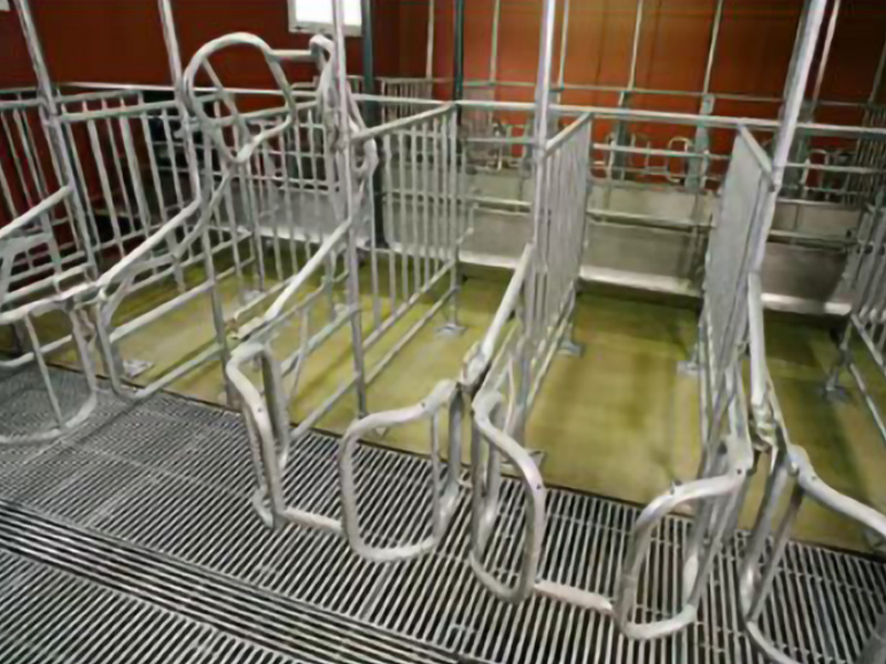 Breeding equipment