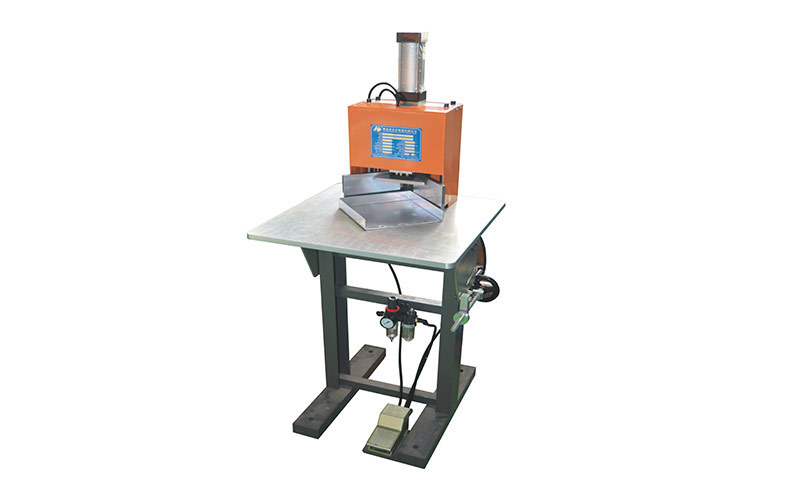 HLRO10C3  Round Corner Punching Machine