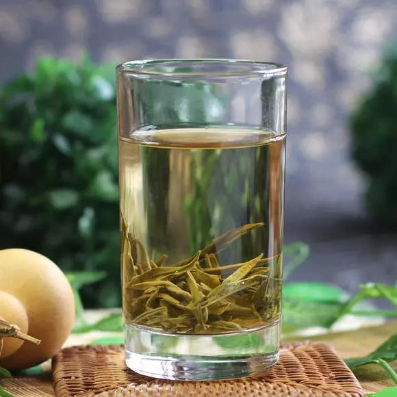 八桂凌云白毫茶