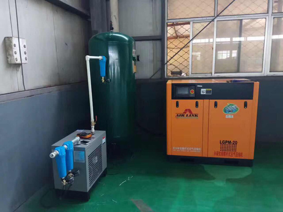 高端永磁變頻螺桿空壓機(jī) 高端永磁變頻螺桿空壓機(jī)