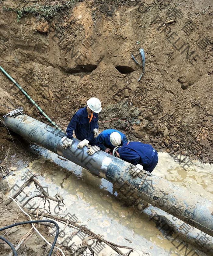 hot tap & line stop on 16-inch gas pipeline for installing the valve 