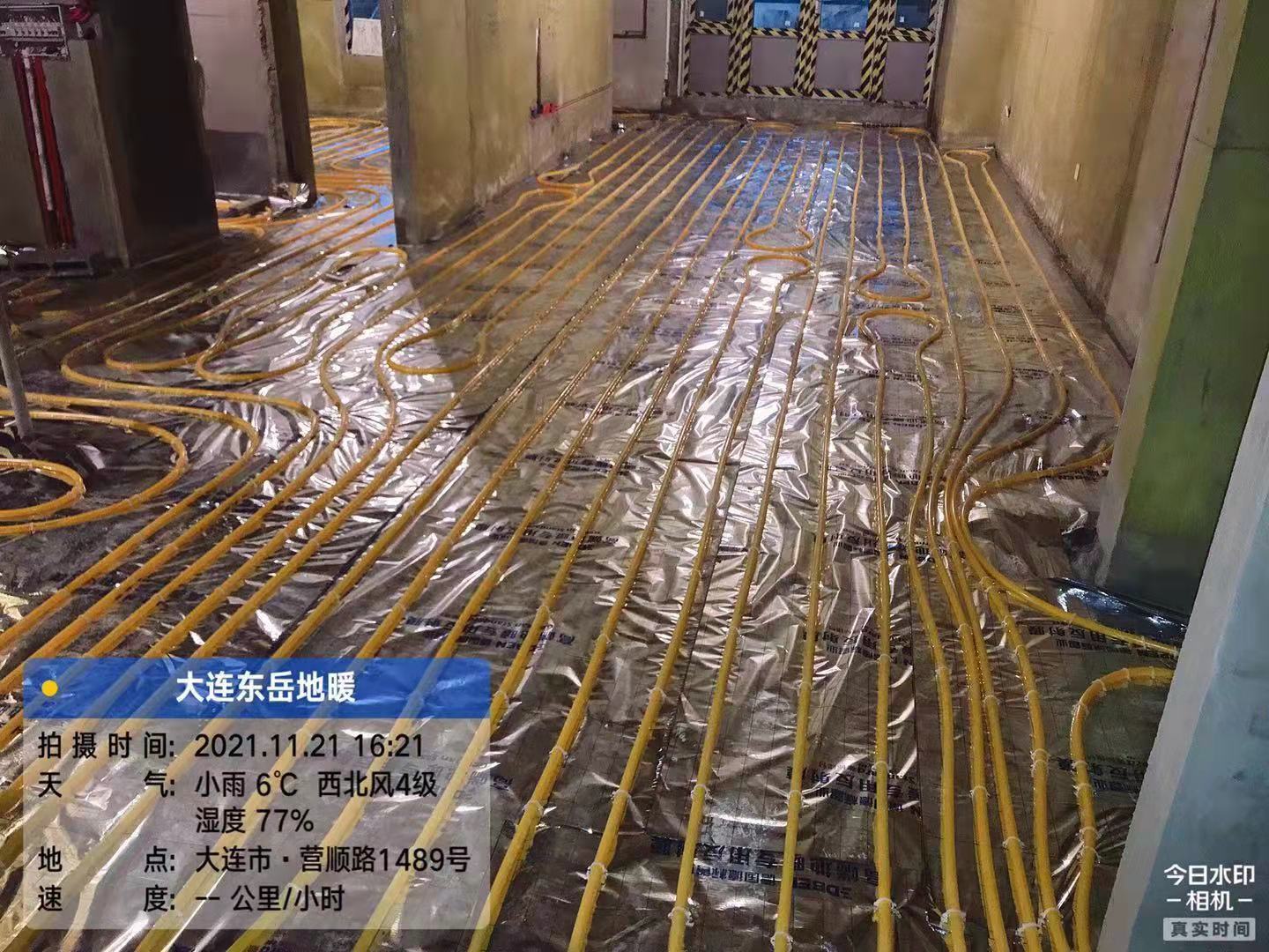 世茂国风龙院 地暖施工