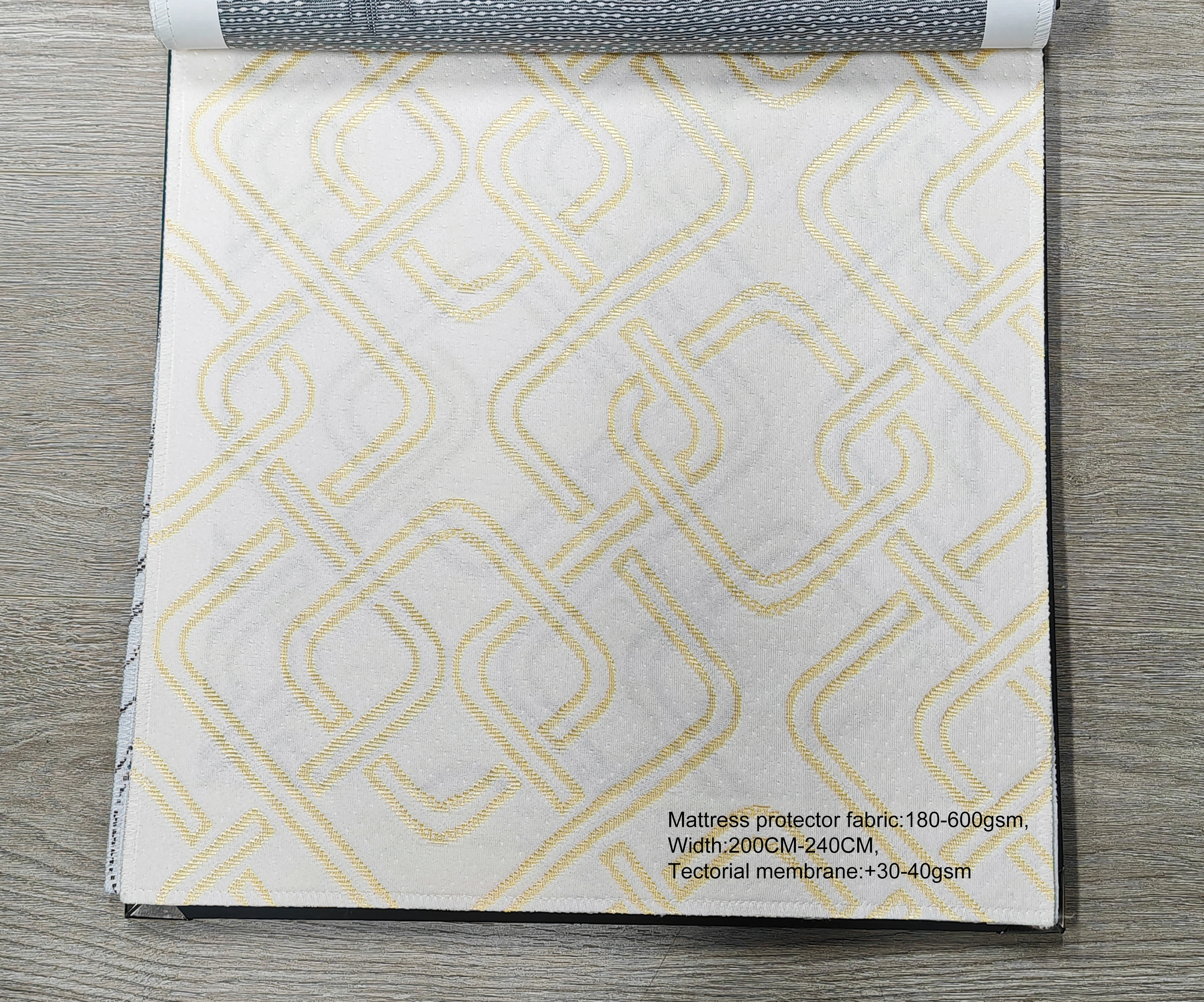 Mattress Protector Waterproof Cotton Mattress Cover 100% Absorbent & Waterproof Mattress Protector