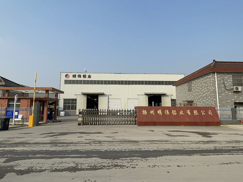廠房設(shè)備