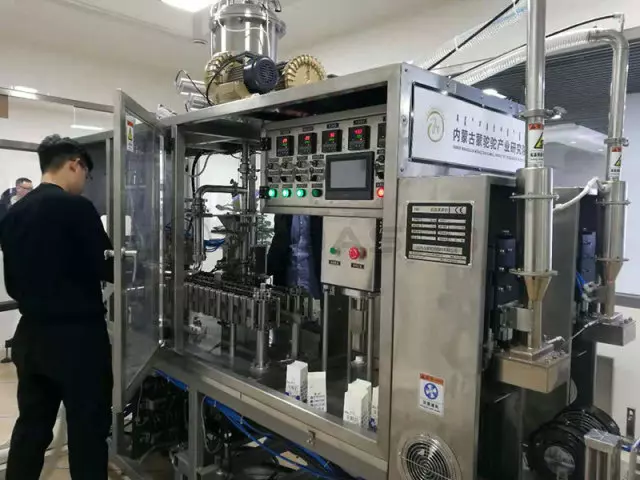 屋頂盒灌裝機 屋頂盒灌裝機