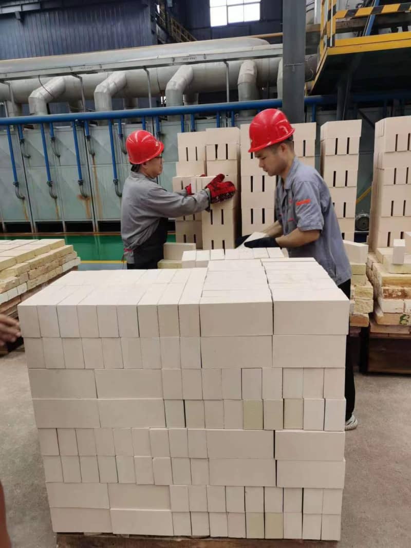 中科公司高铝轻质隔热砖产品生产线