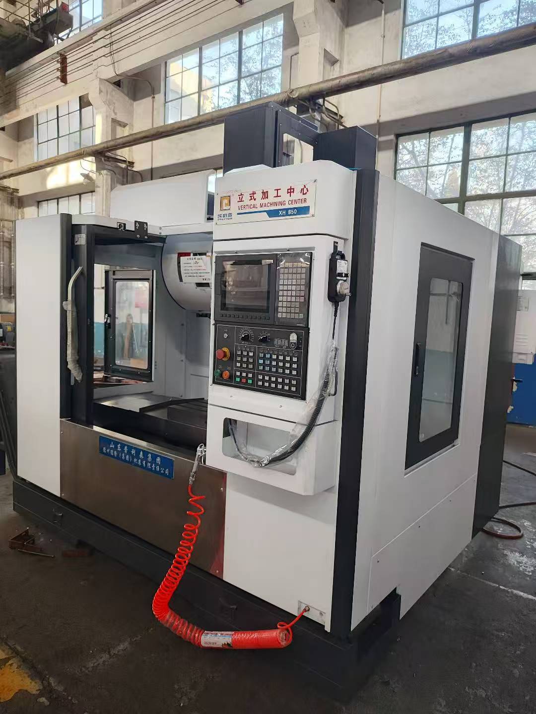 XH850/1270/1580系列立式加工中心