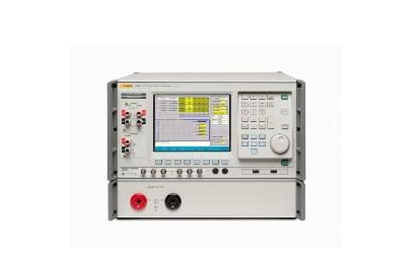 Fluke 6105A/6100B电能功率标准源