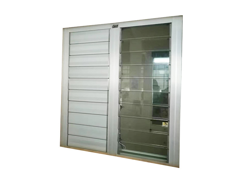 Electric hollow flat blinds