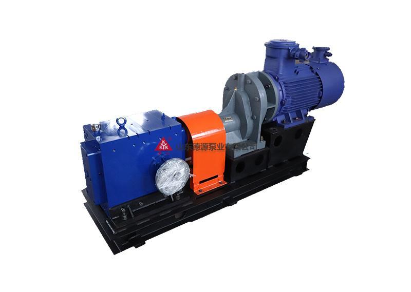 Oil-water mixed pump