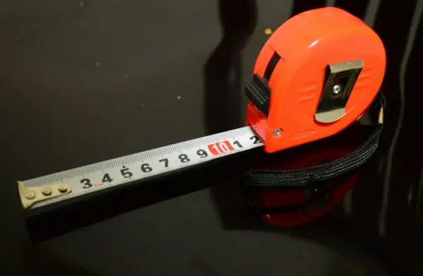 Tape measure is a common tool used in daily life.