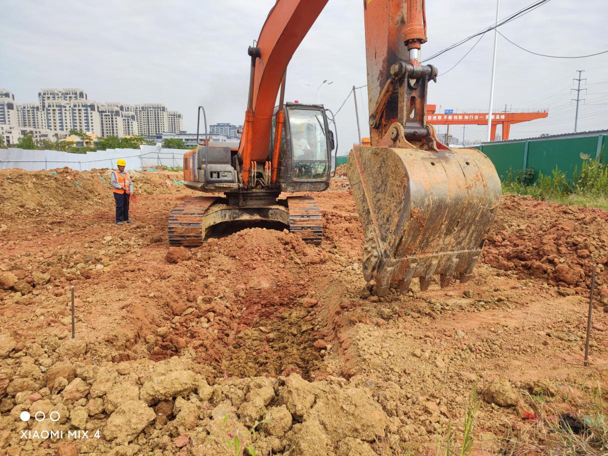 Zhuhai soil-forming rock road construction