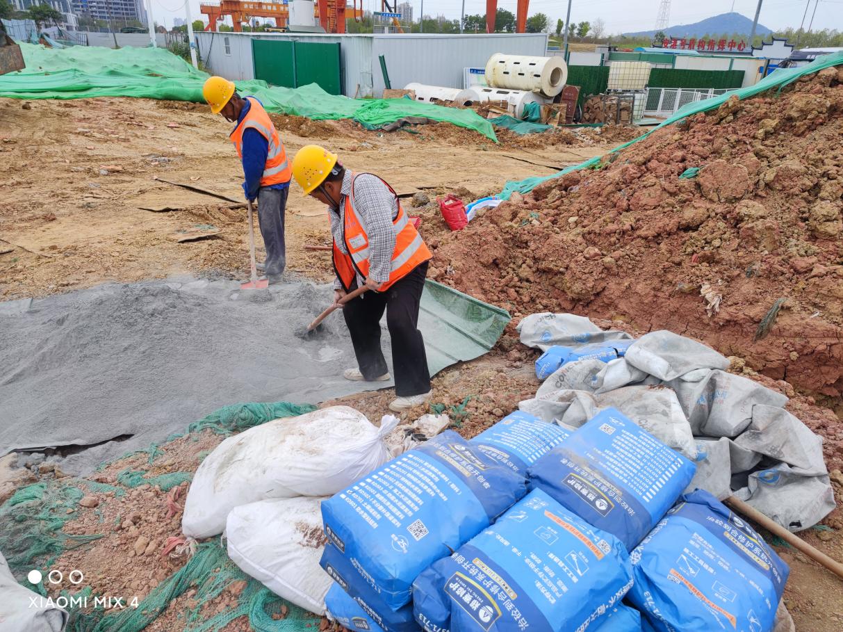 Zhuhai soil-forming rock road construction