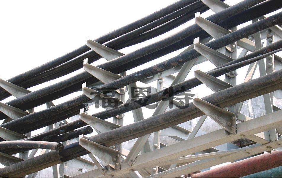 復(fù)合環(huán)氧樹(shù)脂復(fù)合型電纜橋架在化工行業(yè)應(yīng)用 復(fù)合環(huán)氧樹(shù)脂復(fù)合型電纜橋架在化工行業(yè)應(yīng)用