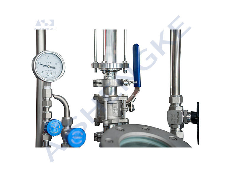薄膜蒸发及短程蒸馏连续工业化装置