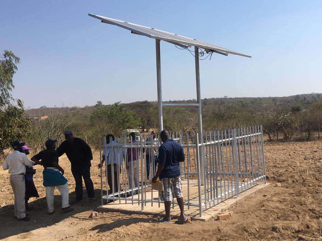 Sistema de bombeo solar RISON 10HP instalado con éxito en Kenia