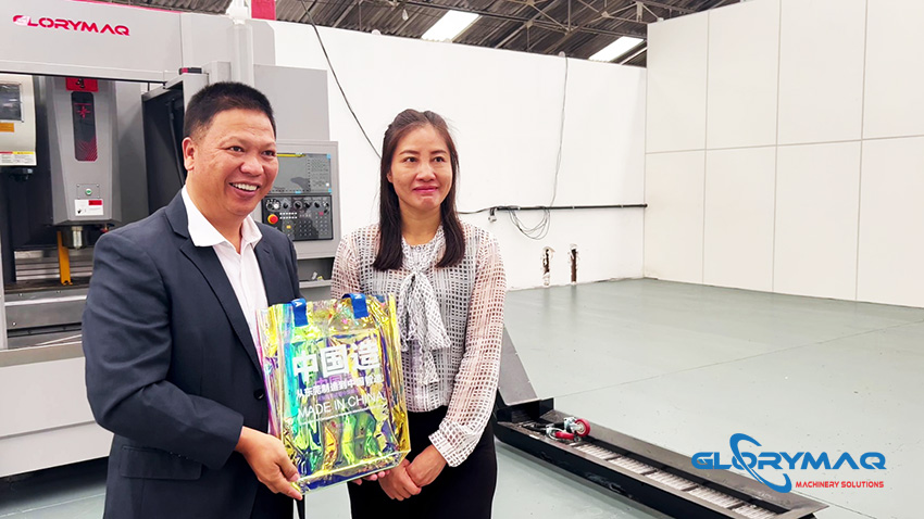Welcomed Mayor Xing & his delegation from Dongguan to visit Glorymaq's CNC  Brazil branch
