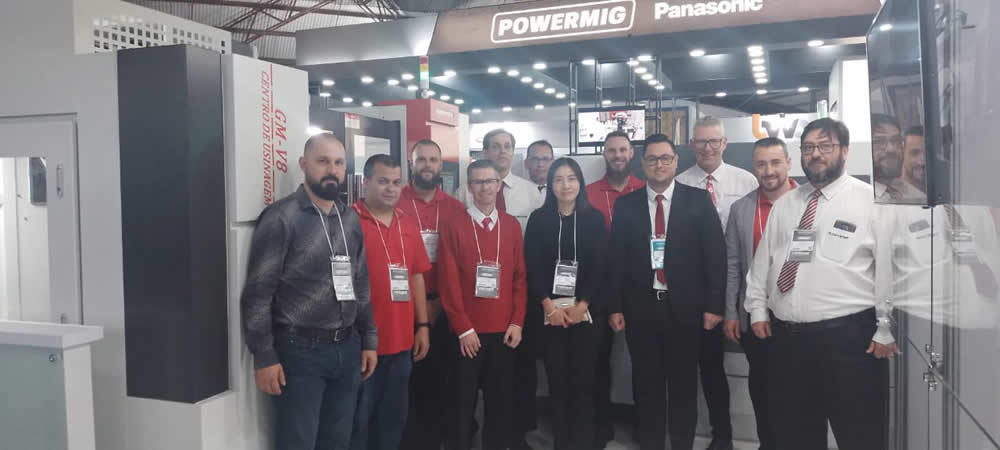 Equipo corporativo brasileño