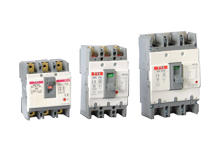 moulded case circuit breaker from China manufacturer