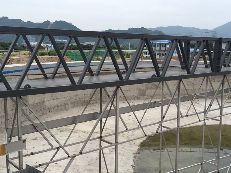 刮泥機(jī)