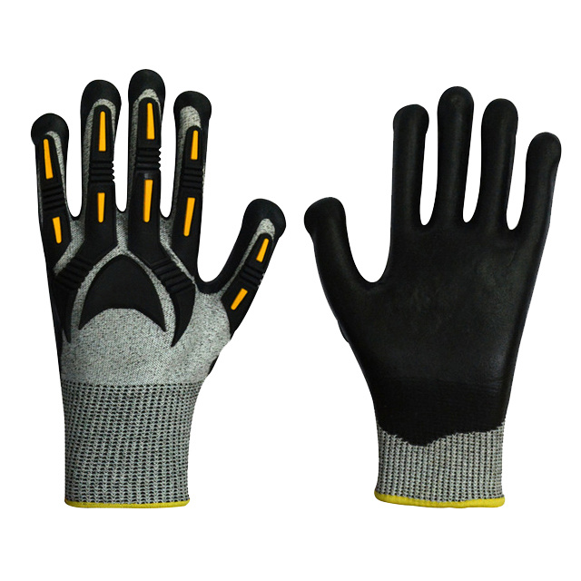 How Thickened Labor Protection Gloves Enhance Workplace Productivity