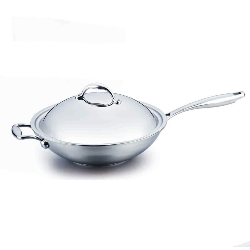 Enjoy a single handle wok