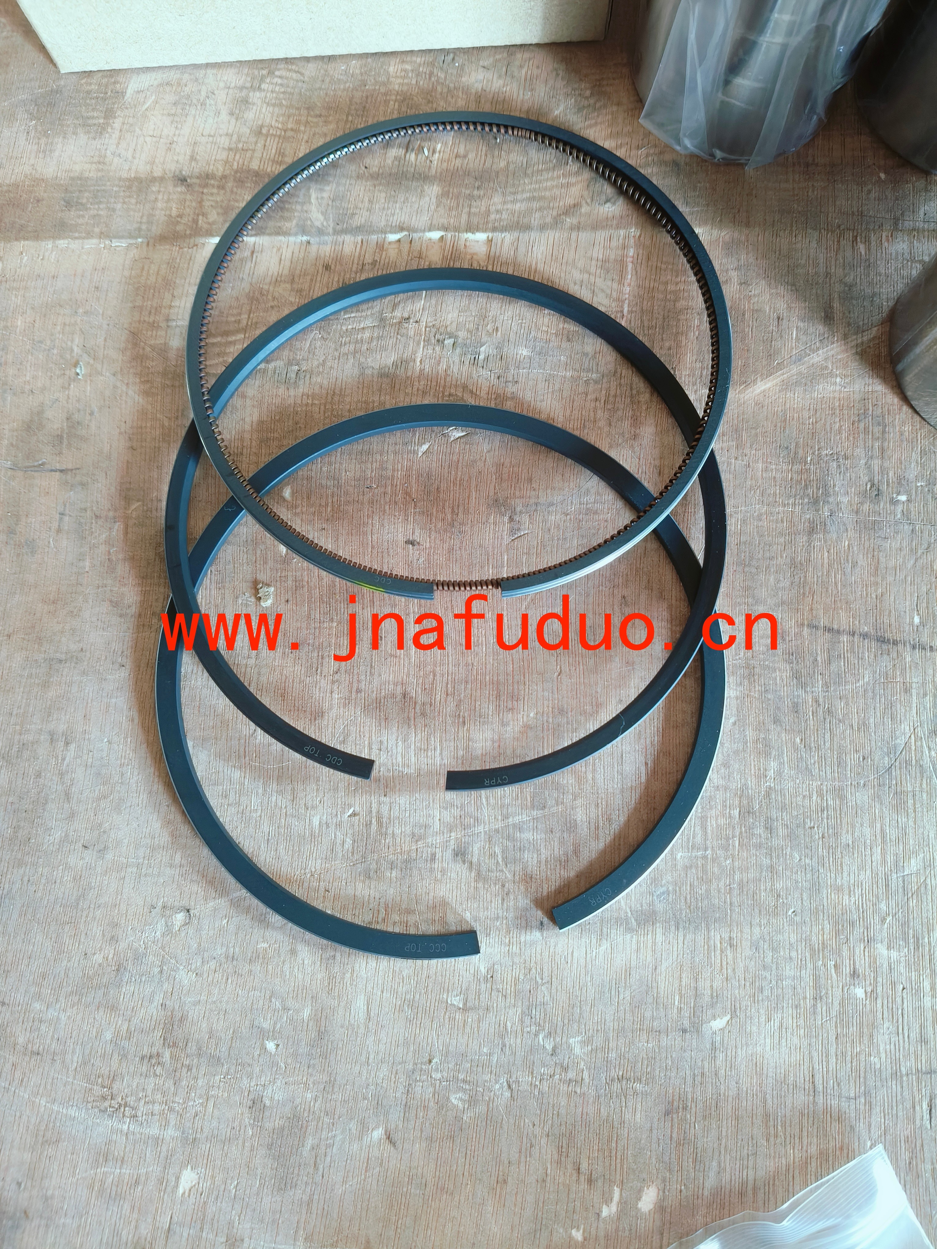 200V02511-0771	Поршневая группа MC11 T5G