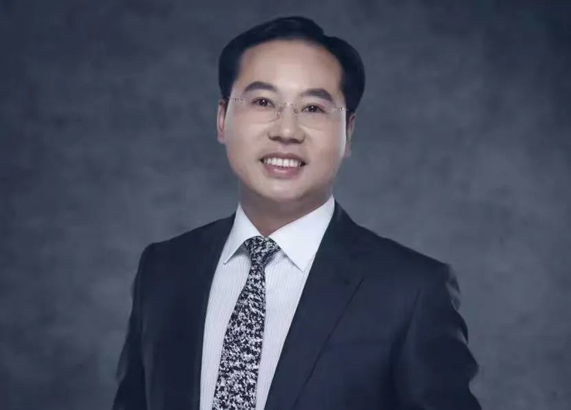 Leading by renowned teachers to promote growth, working together to create brilliance | Welcome Teacher Jiang Lanxin to Haiquan Group